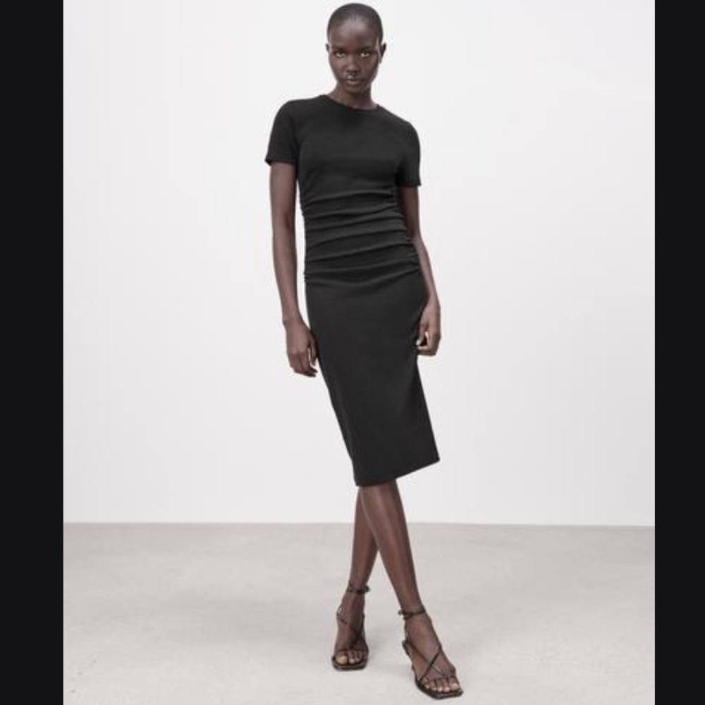 Zara brand new minimalist cotton ribbed dress with gathering